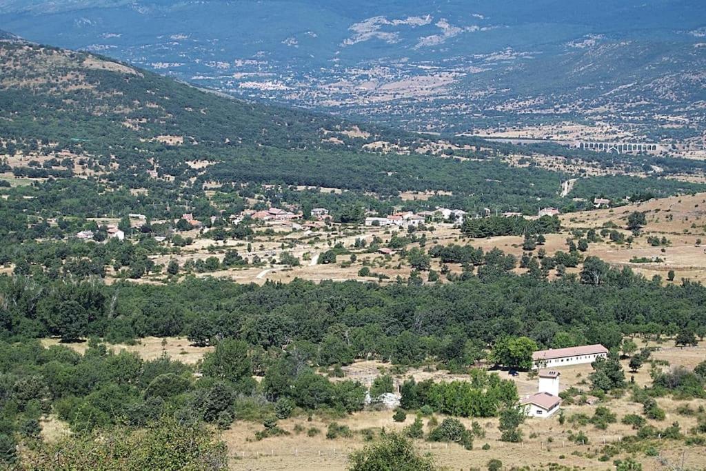 La Mina Alojamiento En Plena Naturaleza Garganta De Los Montes Dış mekan fotoğraf